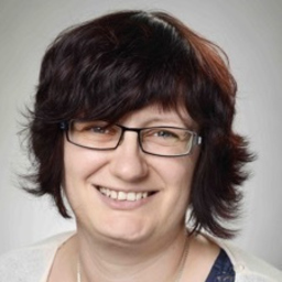 Dr. Julia Bruch