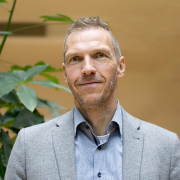 Prof. Dr. Daniel Baumgarten