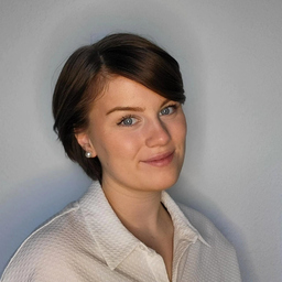 Ella Schmidt 