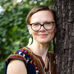 Dr. Carolin Peterhänsel