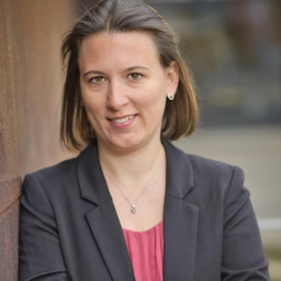 Dr. Lisa Schwab