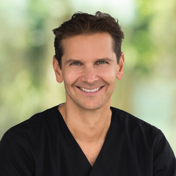 Dr. Daniel Kraus