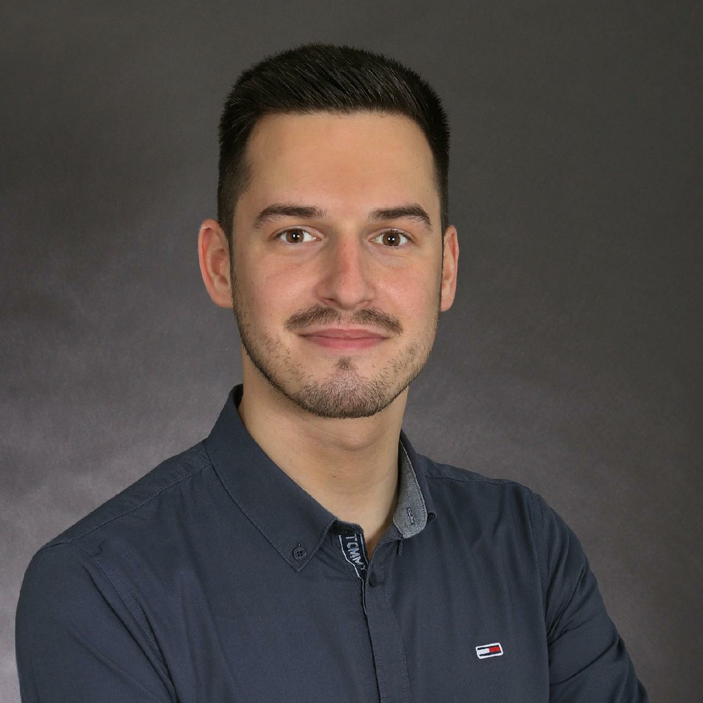 Alexander Faßbender Sales Consultant Firmenspezialist Onboarding