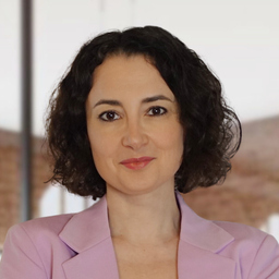 Julia Arnautović M. A. geb. Slavina