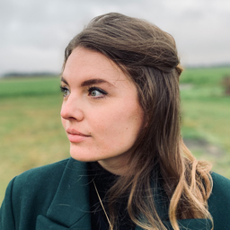 Julia Ostrowski