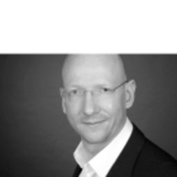 Dr. Marcus Benecke
