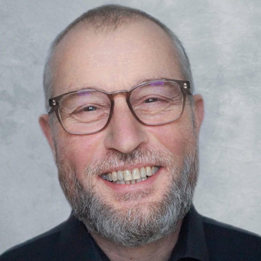 Emil MüllerDoppler Selbständiger Versicherungsspezialist