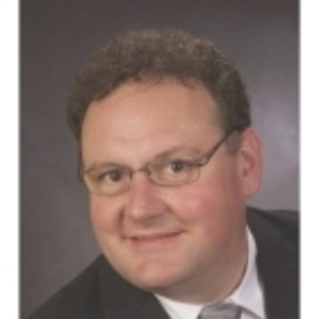 Thomas Wurlitzer sen. Program Manager R&D therapeutic Laser, Lead