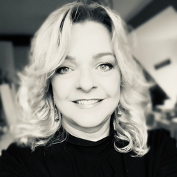 Anya Führing