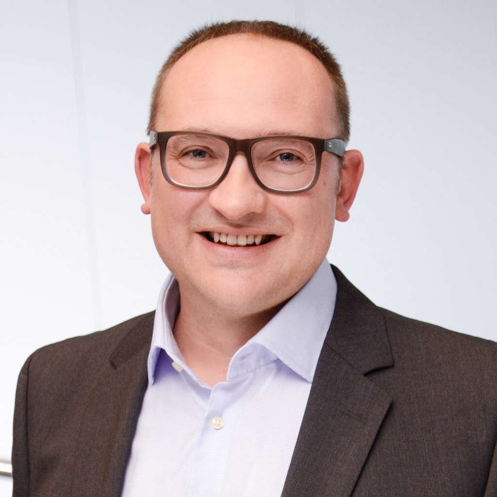 Uwe Wilhelm Head of Client Group Handlungsbevollmächtigter SPS