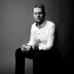 Robert Nollau