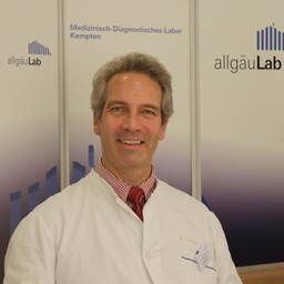 Dr. Matthias Lapatschek