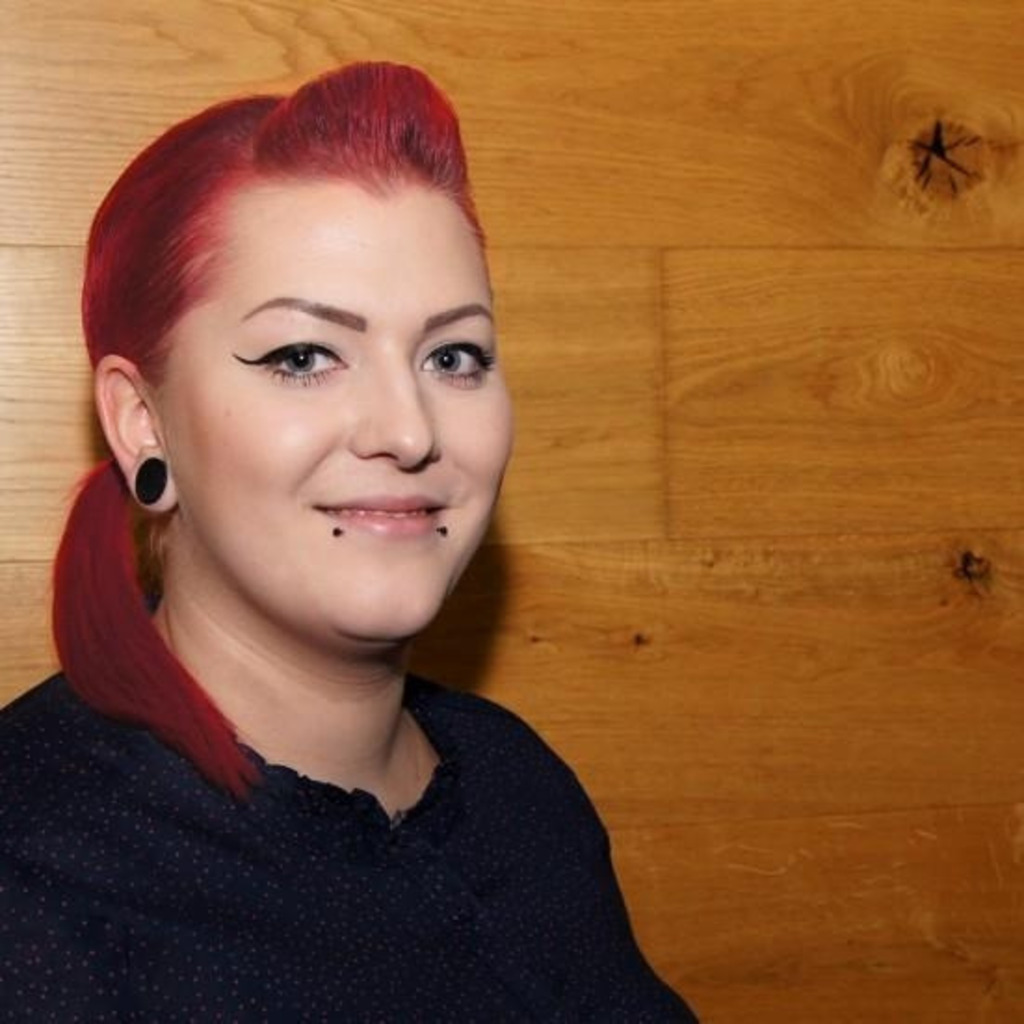 Julia Köhler in der Personensuche von Das Telefonbuch