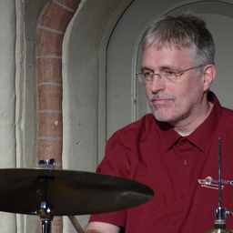 Dr. Hermann Vogt