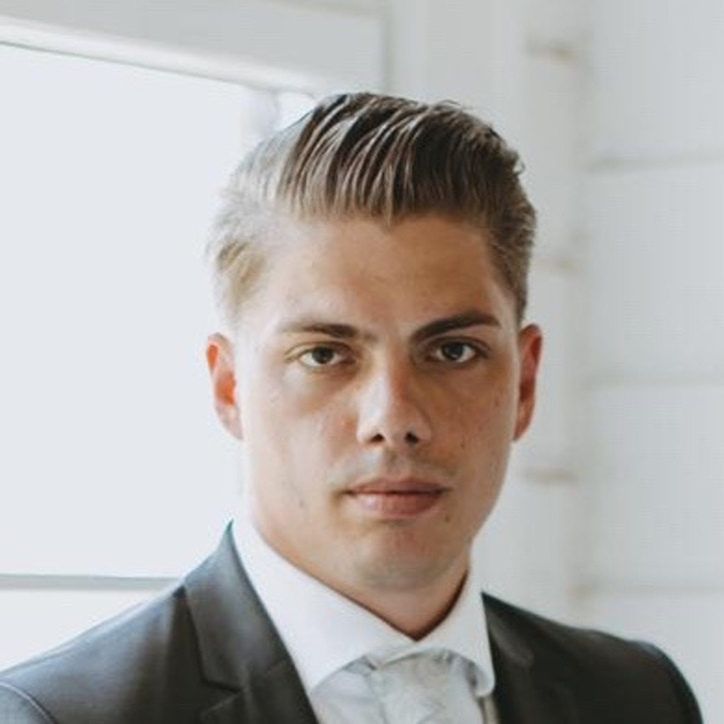 Frederic Löhe Kaufmann Einzelhandel Sportsbar Lutter XING