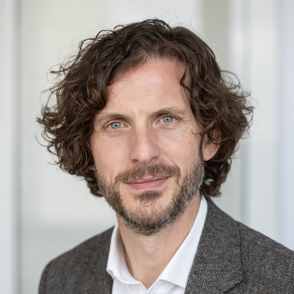 Gerold Springer Director Transactions International Campus GmbH XING