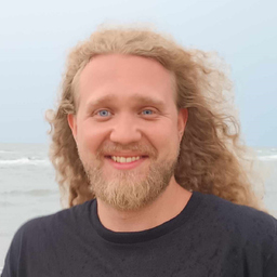 Áron Tamás