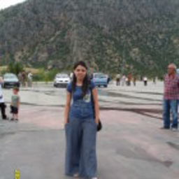 Özlem Coşguner