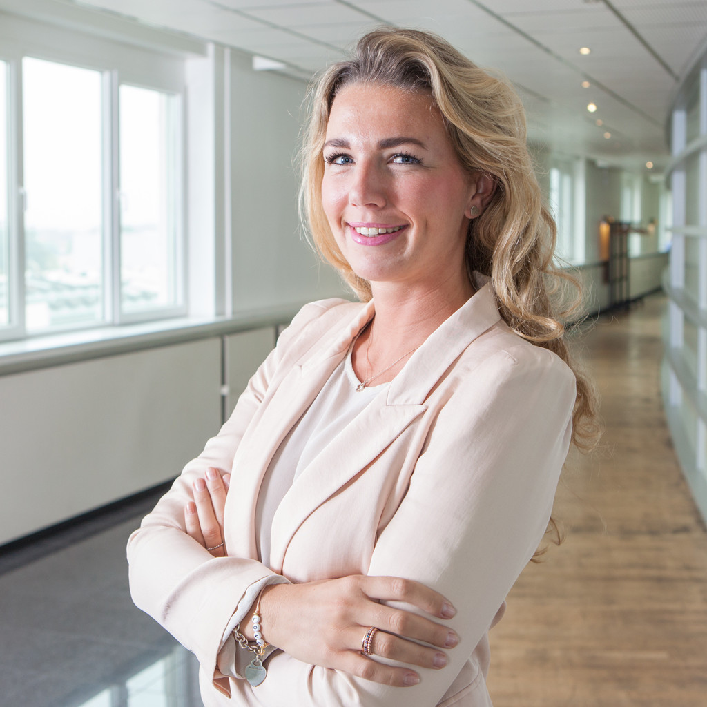 KimNina Ridder Head of Sales Energy I thyssenkrupp rothe erde