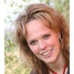 Simone Uth