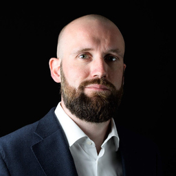 Dr. Niklas Leicht