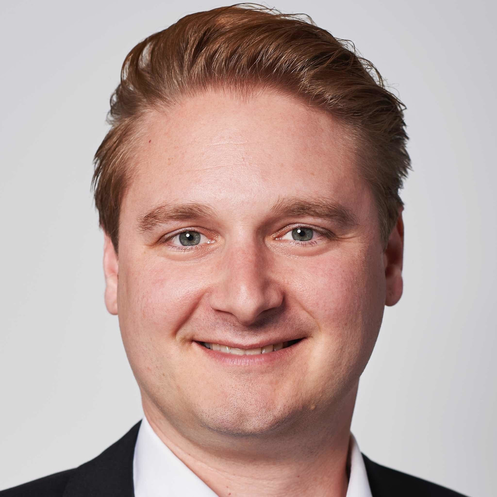 Bernard Meyer ITManager Gryphon Invest AG XING