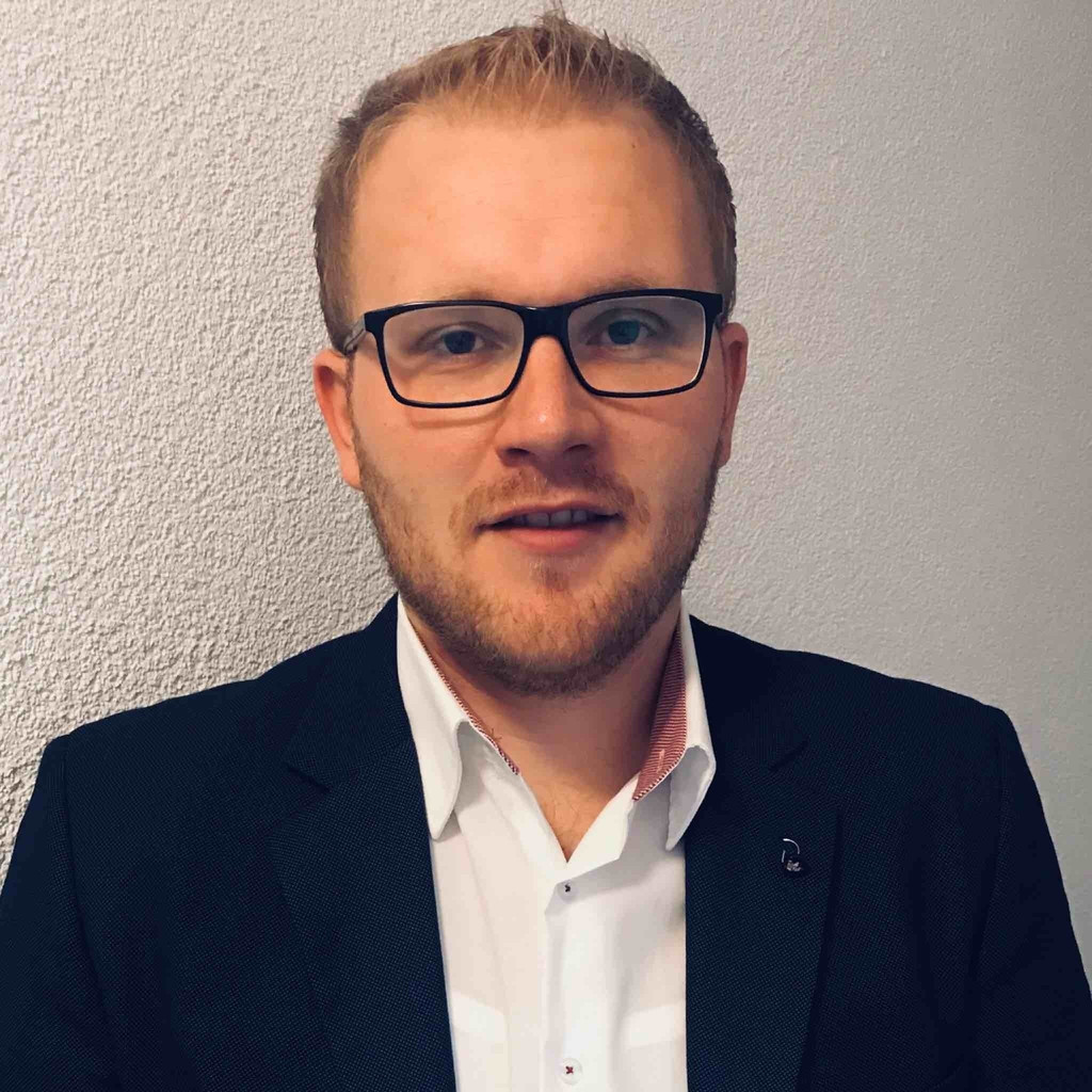 junus-mustafi-business-area-leader-depuy-synthes-xing