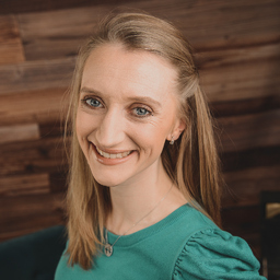 Lorna Stephen