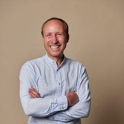 Roland Kern Roland Kern's profile picture