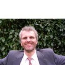 Hartmut Bach