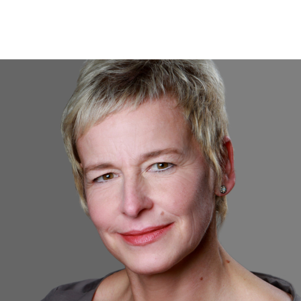 Gundula Krija Physiotherapeutin und Yogalehrerin mit eigener Praxis