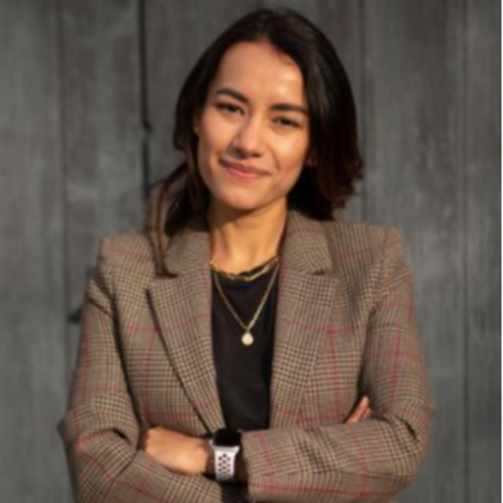 Alejandra Leguizamon Sr. Corporate Recruiter Fisker Inc. XING