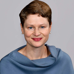 Dr. Julia Kerscher