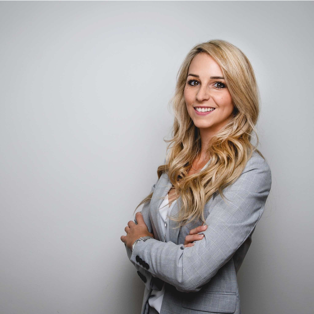 Julia Fuchs Leiterin Back Office MCP GmbH XING