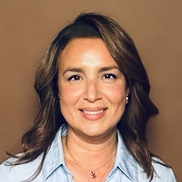 Nora Akdim