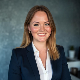 Julia Lackner