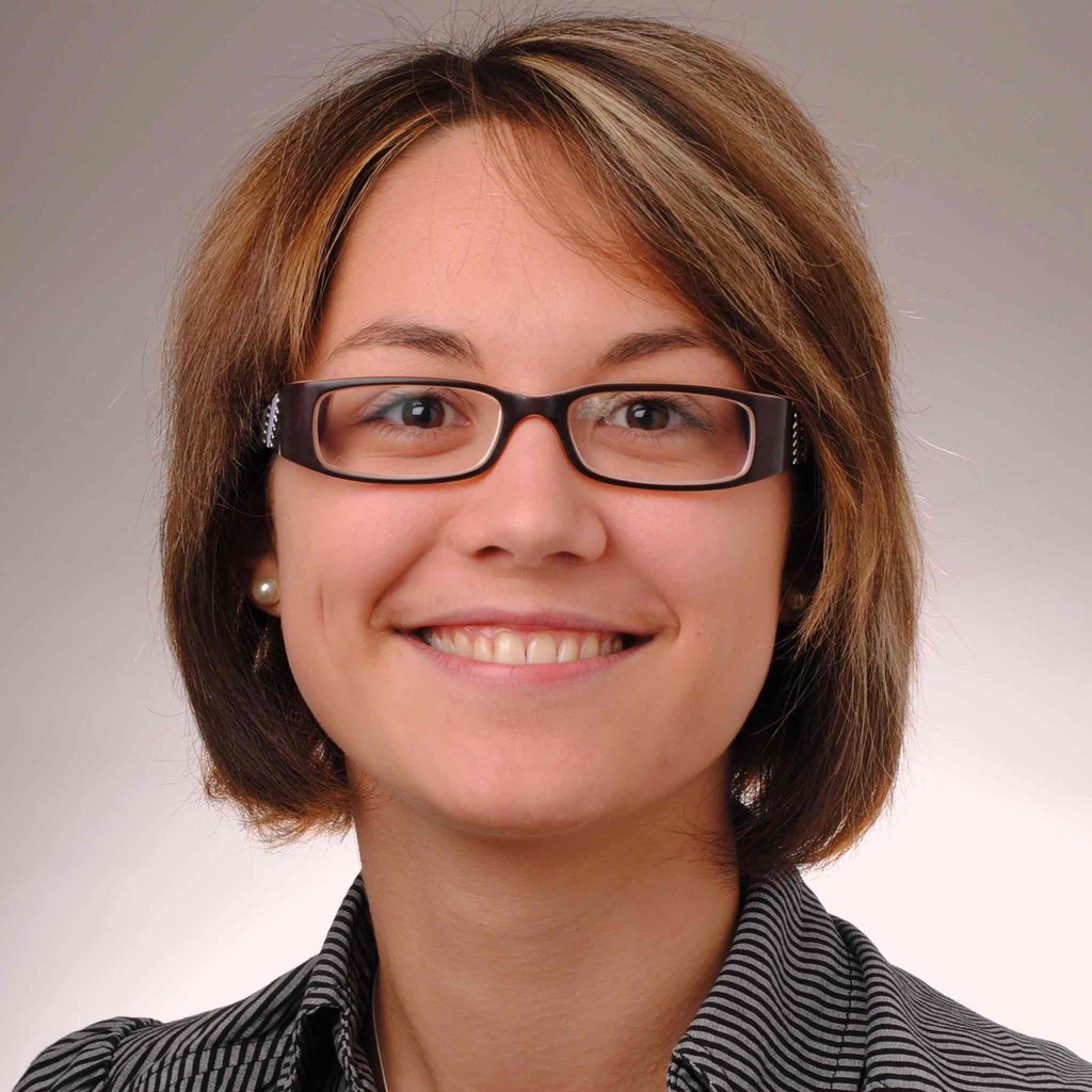 Josephine Löcher Projektassistentin Günter Prinz DeGeKom GmbH XING