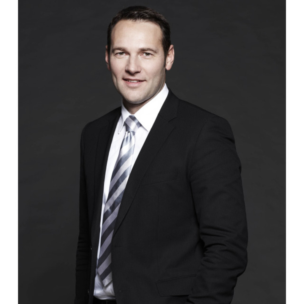 Dr. Henning Jaques Inhaber Geschäftsführer 3Q Law XING