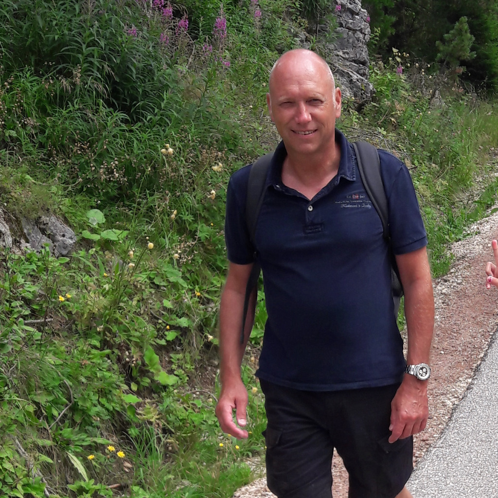 Carsten Behrendt Prokurist, Bauleitung Leitender Angestellter XING