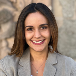 Stephanie Gomez Lariena