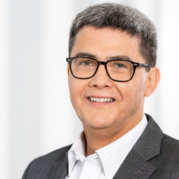 Ralf Schneider