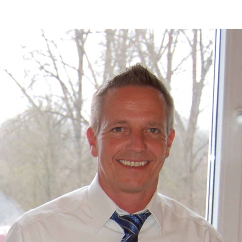 Andreas Kneis Leiter Logistik und Umschlag Spedition Maier XING