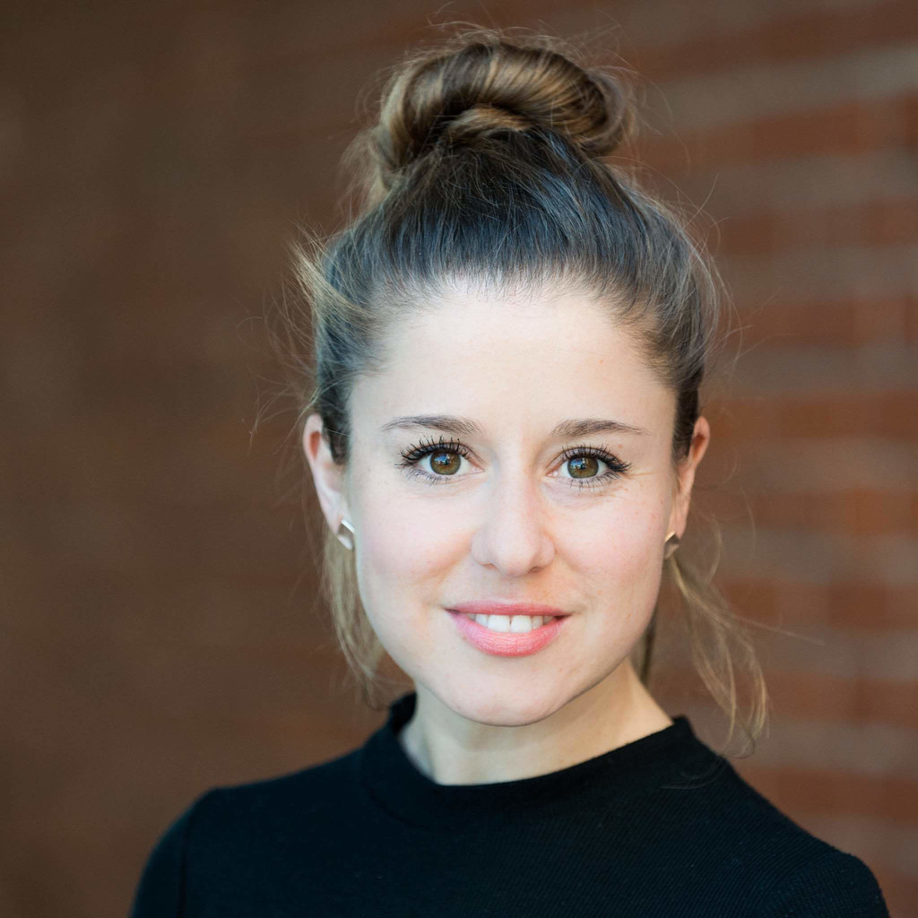 Sophia Klees Lichtdesigner // Cofounder jack be nimble lighting