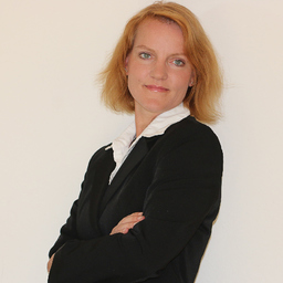 Nadine Löwe