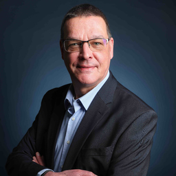 Michael Bäcker