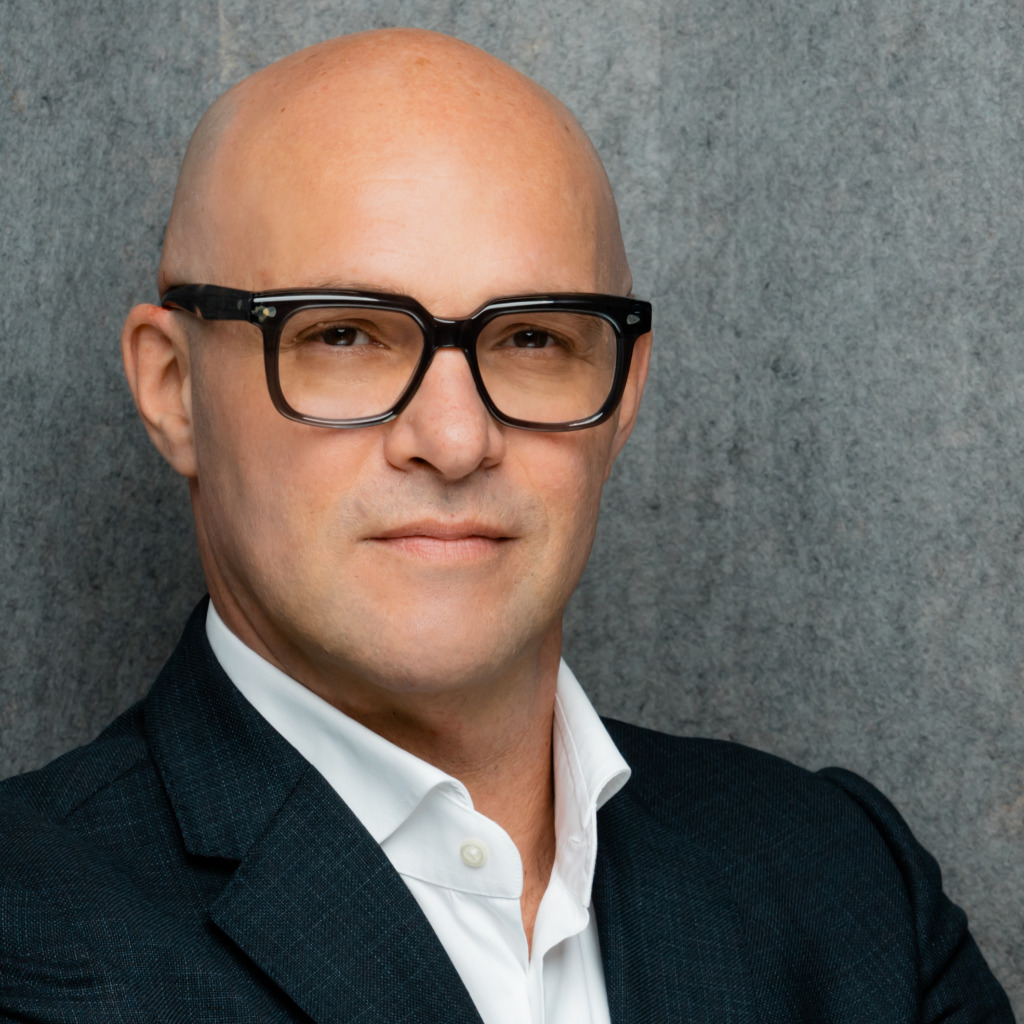 Dipl.Ing. Mauro Viviani Sales Manager Germany RINO MASTROTTO GROUP