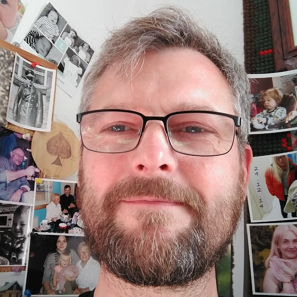 Antti Grönlund - Communications Specialist - Deutsch-Finnische ...