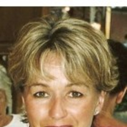 Ruth Edwards