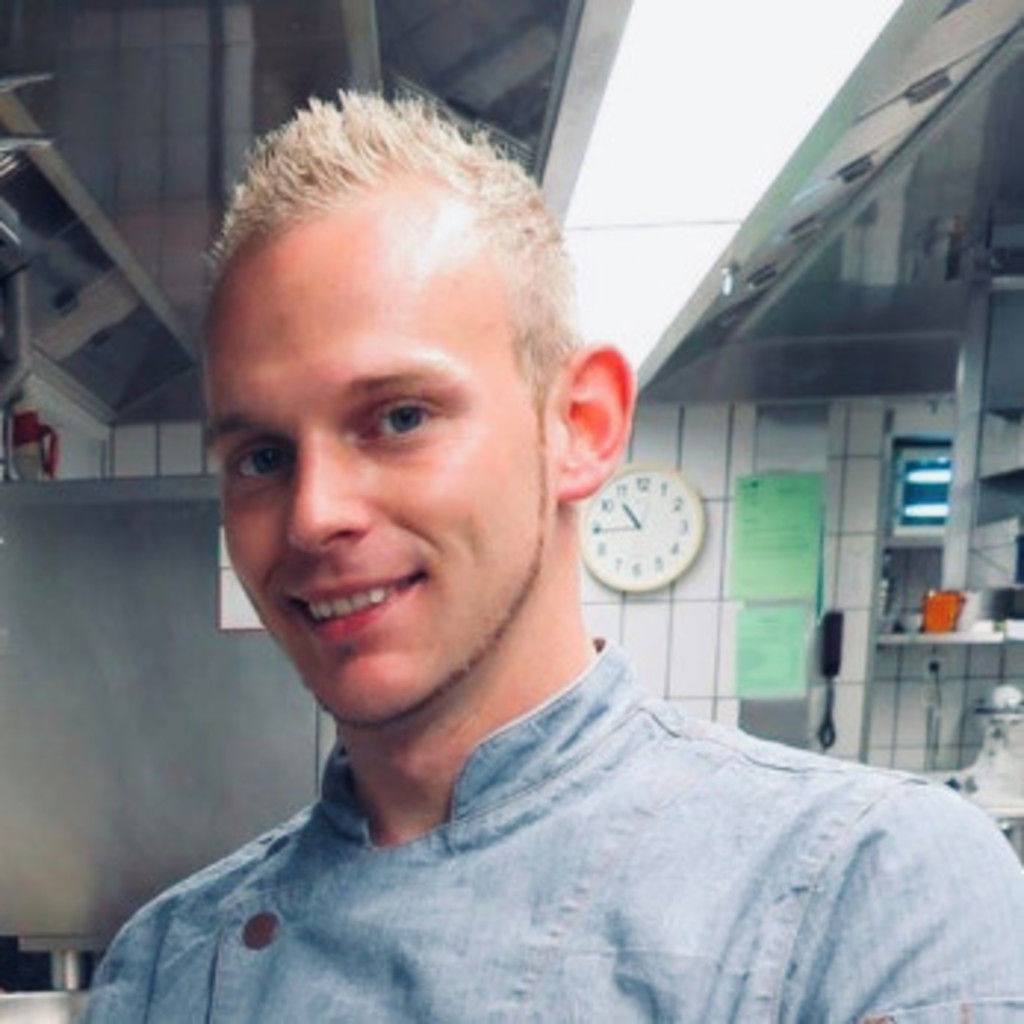 Michael Gehrig Chef de Partie Stump's Alpenrose XING