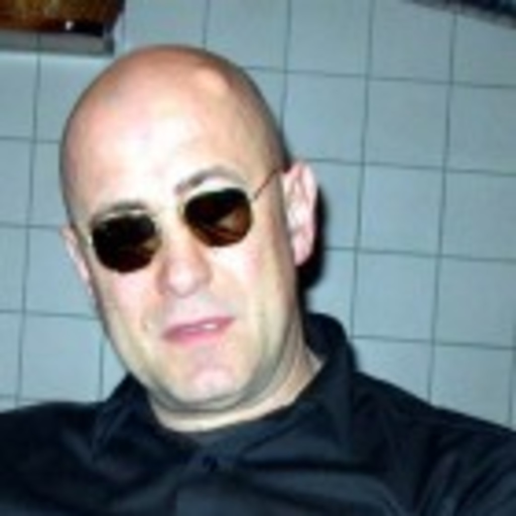 Thomas Kowalski Właściciel P.W.Pamako XING